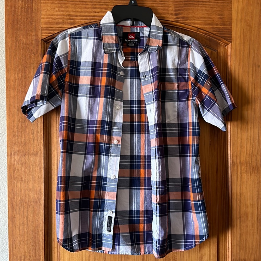 Quicksilver button down